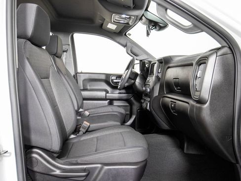 Used 2024 Chevrolet Silverado 1500 Custom image 8