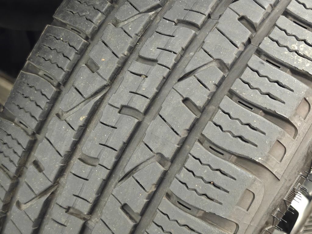 Used 2021 Ford Explorer ST w/ Equipment Group 401A AWD/4WD image 85