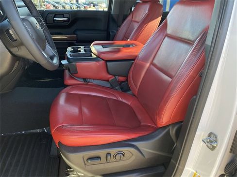 Used 2022 Chevrolet Silverado 1500 LT w/ Bed Protection Package image 10