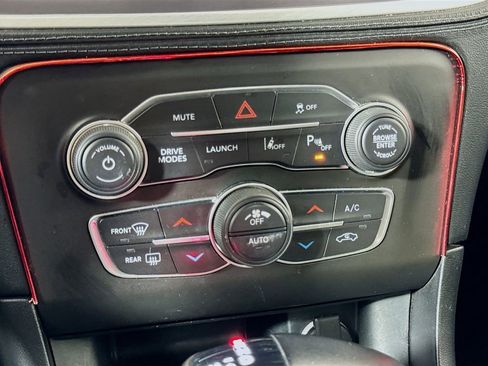Used 2022 Dodge Charger Scat Pack RWD image 17