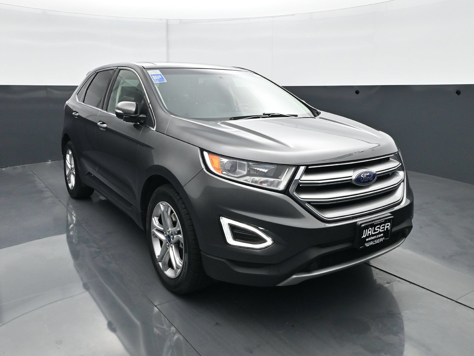 Used 2015 Ford Edge Titanium w/ Equipment Group 301A AWD/4WD image 11