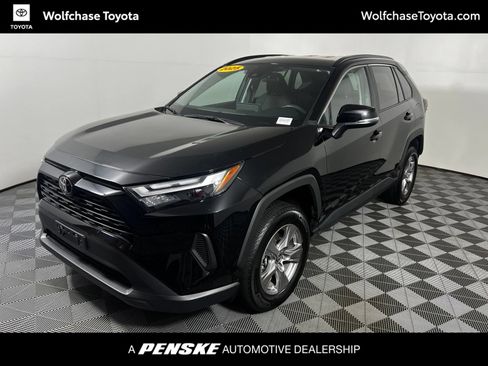 Certified 2025 Toyota RAV4 XLE FWD image 1