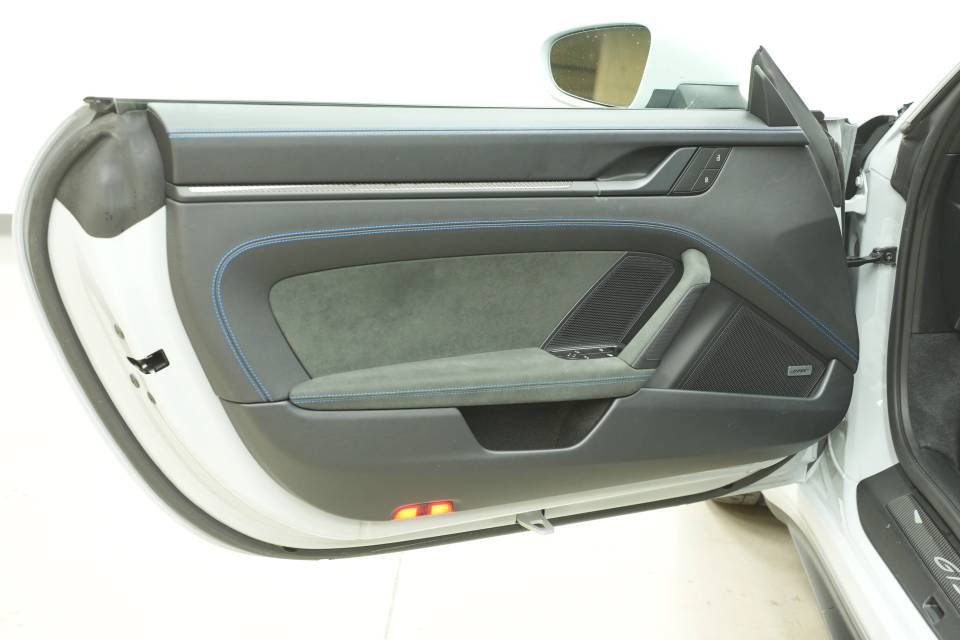Certified 2022 Porsche 911 GT3 RWD image 27