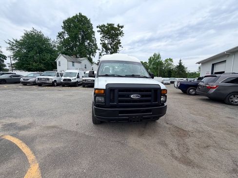 Used 2014 Ford E-350 and Econoline 350 Extended Super Duty w/ Power Group RWD image 30