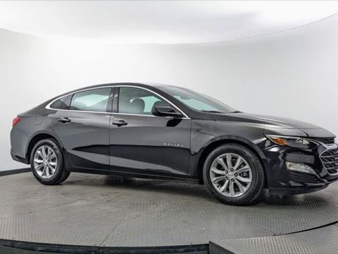 Used 2025 Chevrolet Malibu LT FWD image 11