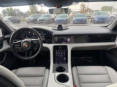 Used 2021 Porsche Taycan Turbo AWD/4WD image 22