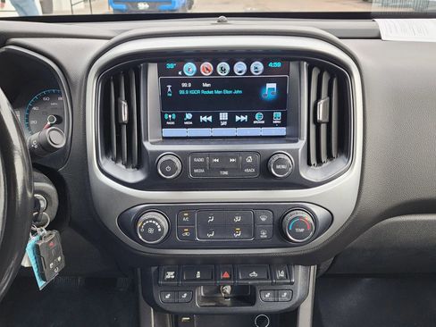 Used 2018 Chevrolet Colorado LT w/ LT Convenience Package image 18