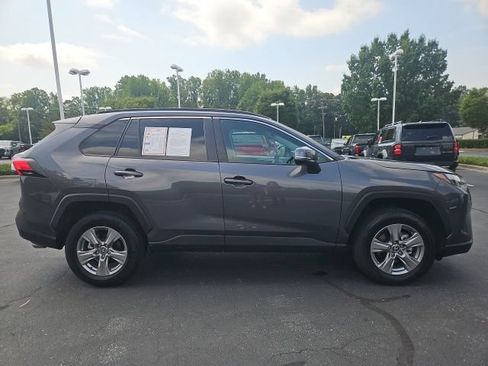 Used 2025 Toyota RAV4 XLE AWD/4WD image 8