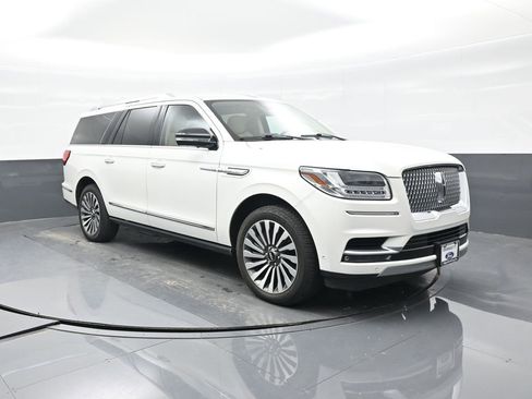 Used 2021 Lincoln Navigator L Reserve w/ Luxury Package image 15