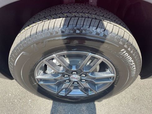 New 2026 GMC Acadia Elevation image 35