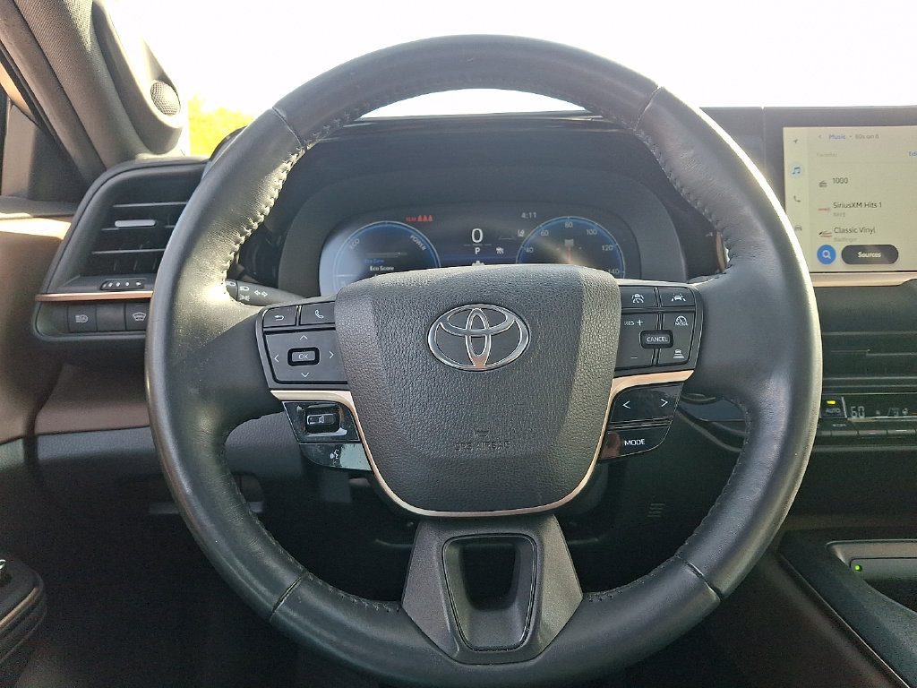 Certified 2023 Toyota Crown AWD/4WD image 19