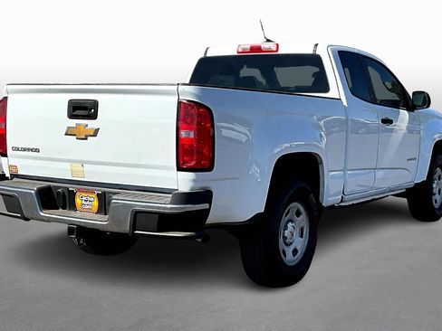 Used 2016 Chevrolet Colorado W/T w/ WT Convenience Package image 2