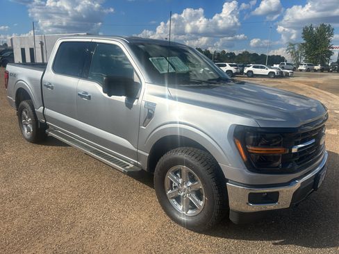 Used 2024 Ford F150 XLT w/ Mobile Office Package AWD/4WD image 5