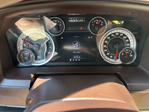 Used 2015 RAM 1500 Laramie AWD/4WD image 26