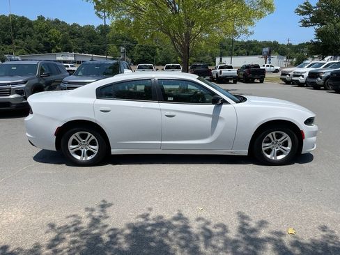 Used 2023 Dodge Charger SXT RWD image 8