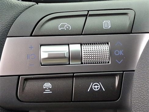 New 2026 Hyundai Kona SE image 11