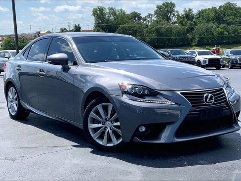 Used 2016 Lexus IS 300 AWD w/ Premium Package image 2