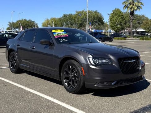 Used 2019 Chrysler 300 S AWD/4WD image 3