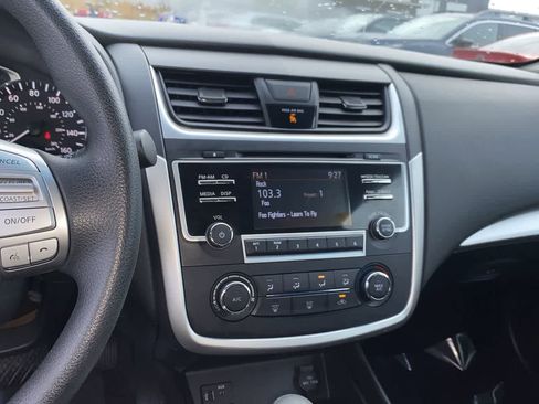 Used 2016 Nissan Altima 2.5 S w/ Power Driver Seat Package image 24