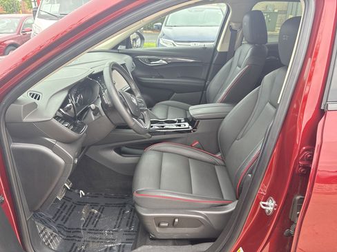 Used 2023 Buick Envision Essence w/ Sport Touring Package FWD image 11