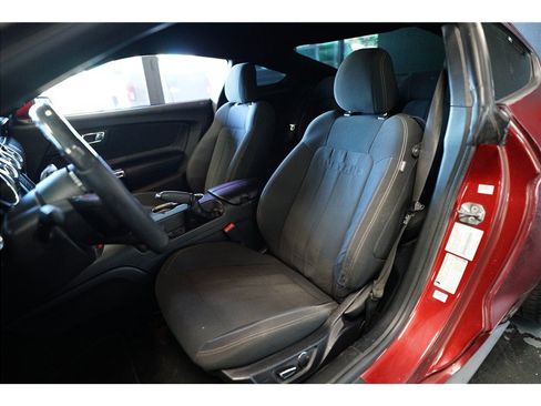Used 2016 Ford Mustang Coupe RWD image 11