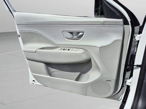 New 2026 Hyundai Kona Limited FWD image 23