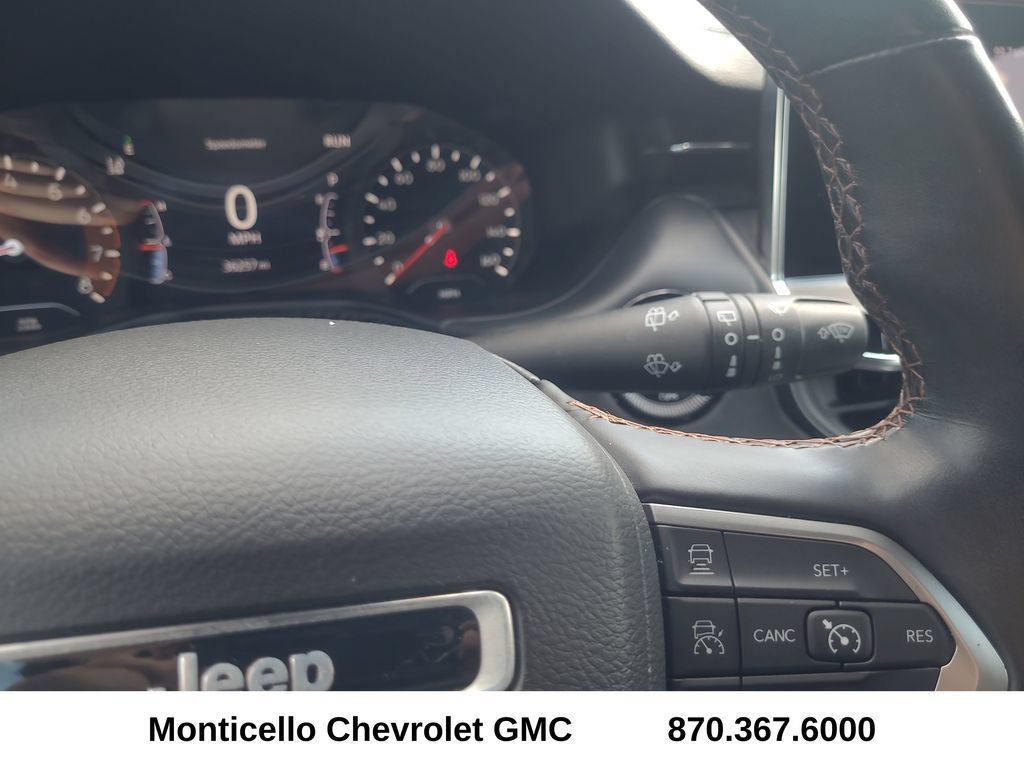 Used 2022 Jeep Compass Limited AWD/4WD image 17