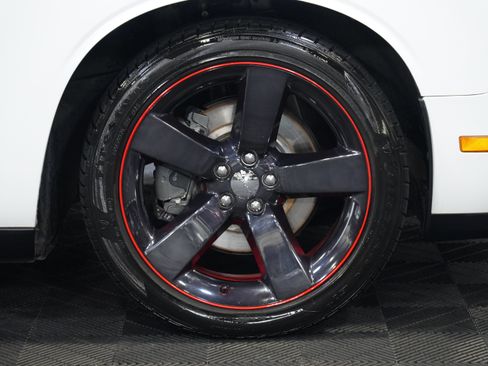 Used 2014 Dodge Challenger SXT RWD image 48
