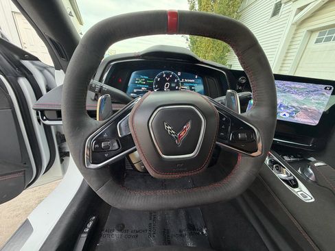 Used 2023 Chevrolet Corvette Stingray Premium Cpe w/ Z51 Performance Package RWD image 15