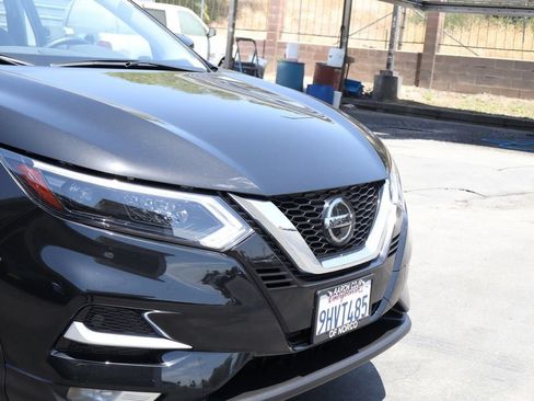 Used 2022 Nissan Rogue Sport SL w/ Premium Package AWD/4WD image 9