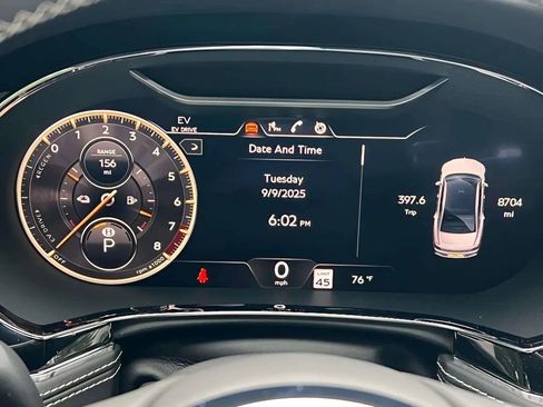 Used 2022 Bentley Flying Spur Plug-In Hybrid image 23