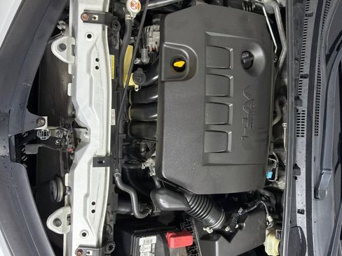 Used 2019 Toyota Corolla LE image 25