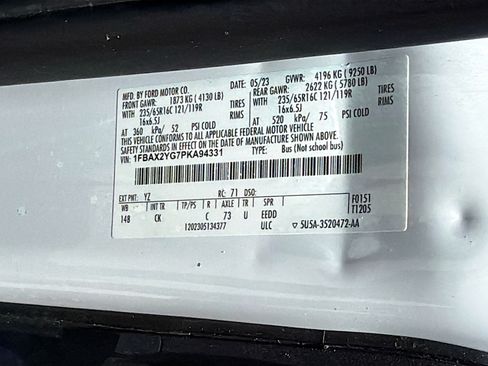 Used 2023 Ford Transit 350 XLT RWD image 25