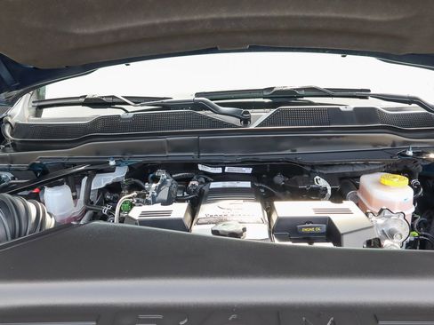 Used 2024 RAM 3500 Tradesman w/ Towing Technology Group image 19