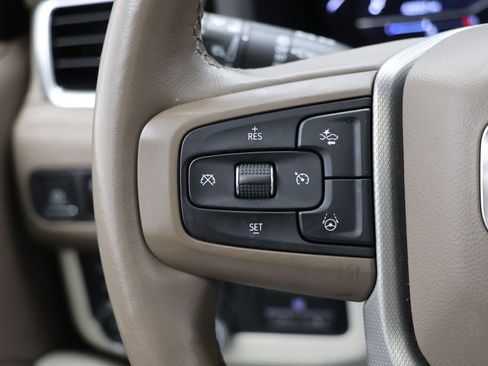 Used 2023 GMC Yukon XL Denali w/ Advanced Technology Package image 23