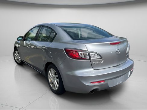 Used 2012 MAZDA MAZDA3 i Touring FWD image 8