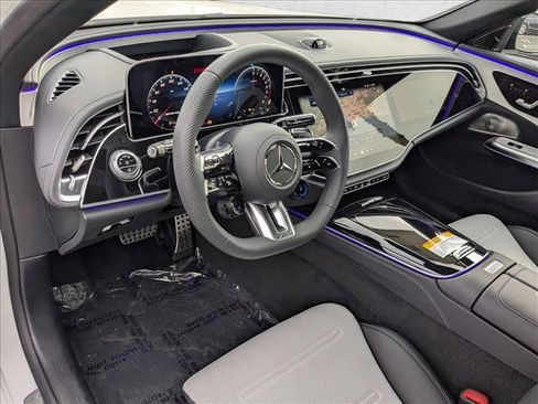 New 2026 Mercedes-Benz E 53 AMG e 4MATIC Sedan image 3