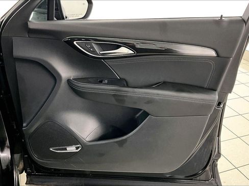 Used 2025 Buick Envision Preferred image 28