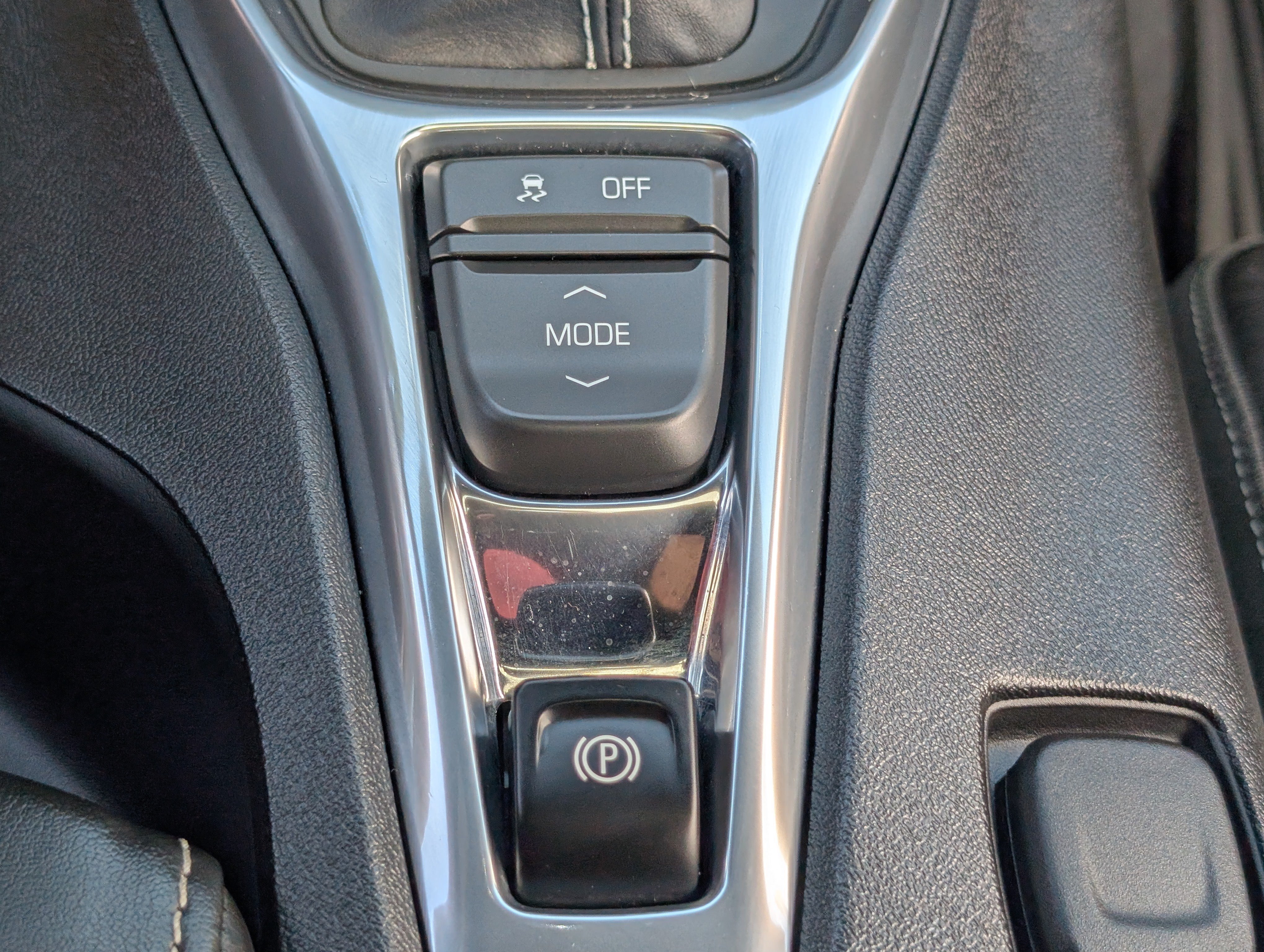 Used 2018 Chevrolet Camaro SS RWD image 26