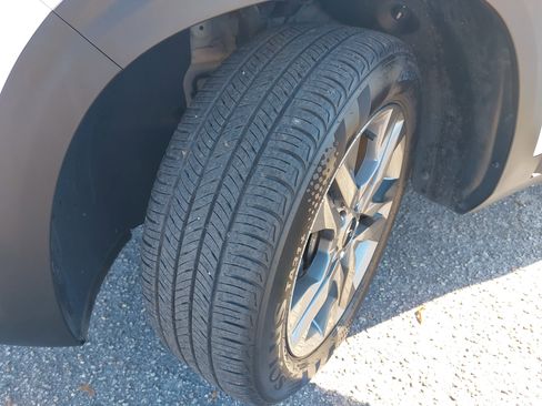 Used 2023 Kia Seltos S w/ Navigation Package image 32