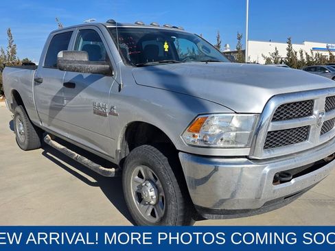Used 2018 RAM 2500 Tradesman w/ Chrome Appearance Group image 7