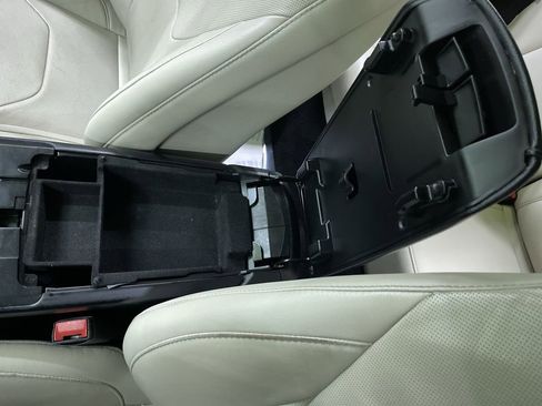 Used 2017 Ford Fusion Titanium image 24