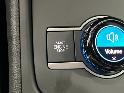New 2026 Volkswagen Tiguan S AWD/4WD image 29