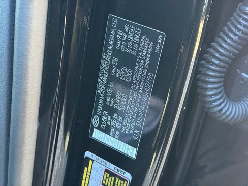 Used 2025 Hyundai Santa Fe Limited image 22