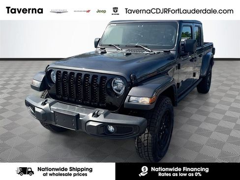 Used 2021 Jeep Gladiator Sport AWD/4WD image 1