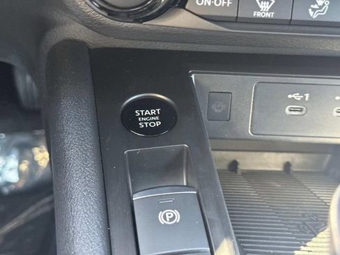 New 2026 Nissan Kicks SV w/ SV Premium Package image 31