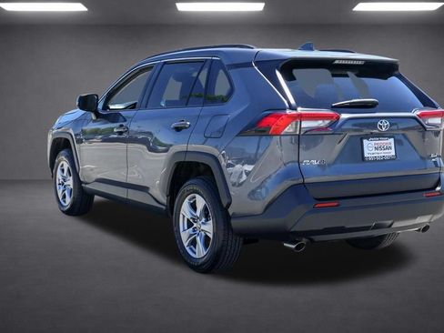 Used 2024 Toyota RAV4 XLE AWD/4WD image 6