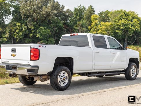 Used 2015 Chevrolet Silverado 2500 LT w/ Z71 Package, Off-Road image 11