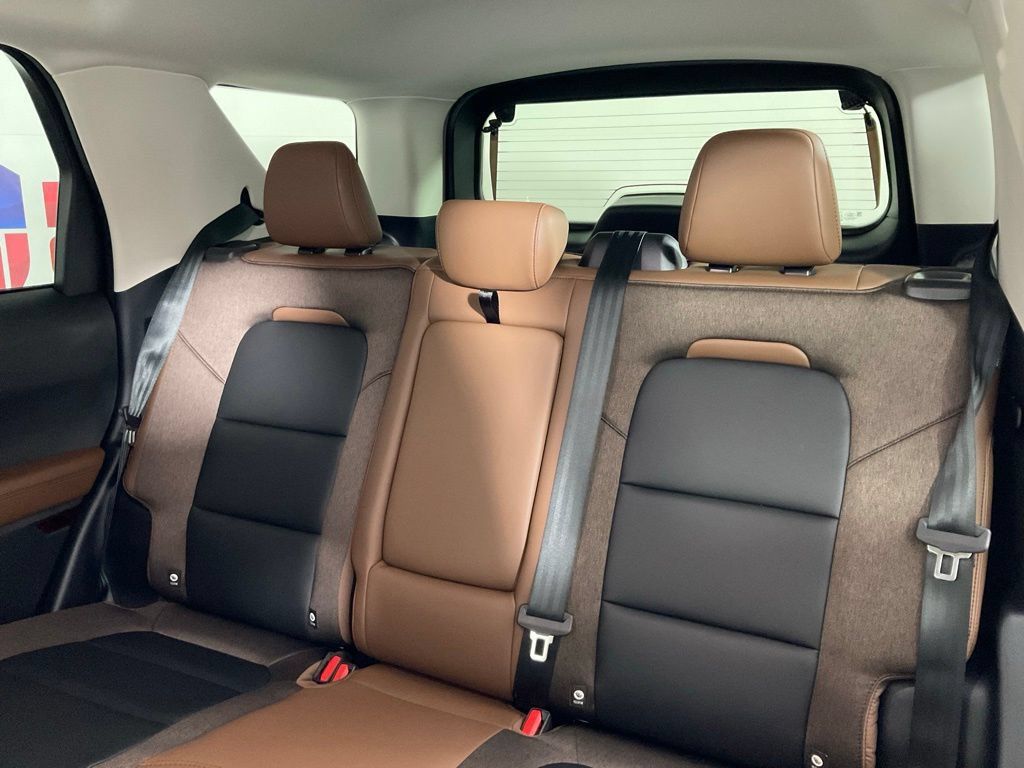 New 2026 Ford Bronco Sport Outer Banks w/ Outer Banks Tech Package+ AWD/4WD image 16
