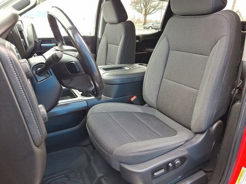 Used 2022 Chevrolet Silverado 1500 LT Trail Boss w/ Bed Protection Package AWD/4WD image 13